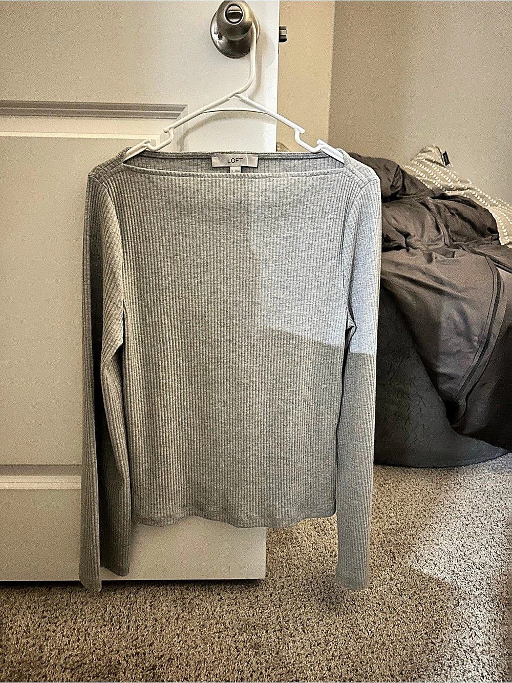 LOFT Ribbed Crew Neck Sweater Size Large Like New